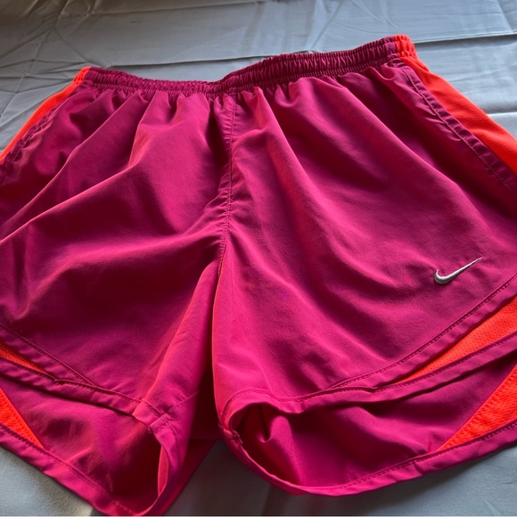 Nike, Under armor and running shorts with zipper lot - Picture 6 of 7